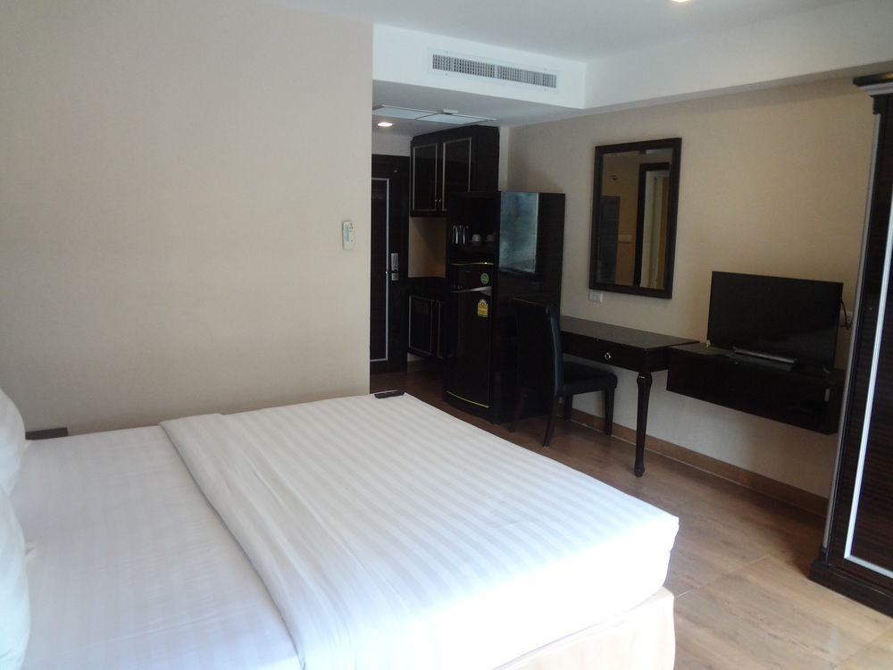 Land Royal Residence Pattaya Extérieur photo